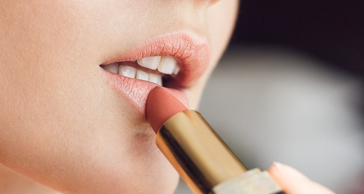 Hydrating Lipsticks for Dry Lips